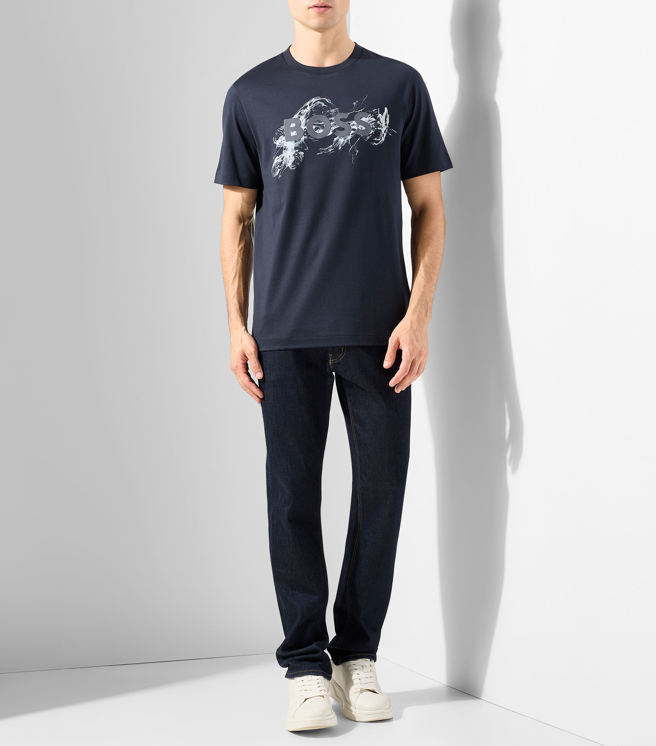 Playera de cuello redondo con manga corta estampada Hombre